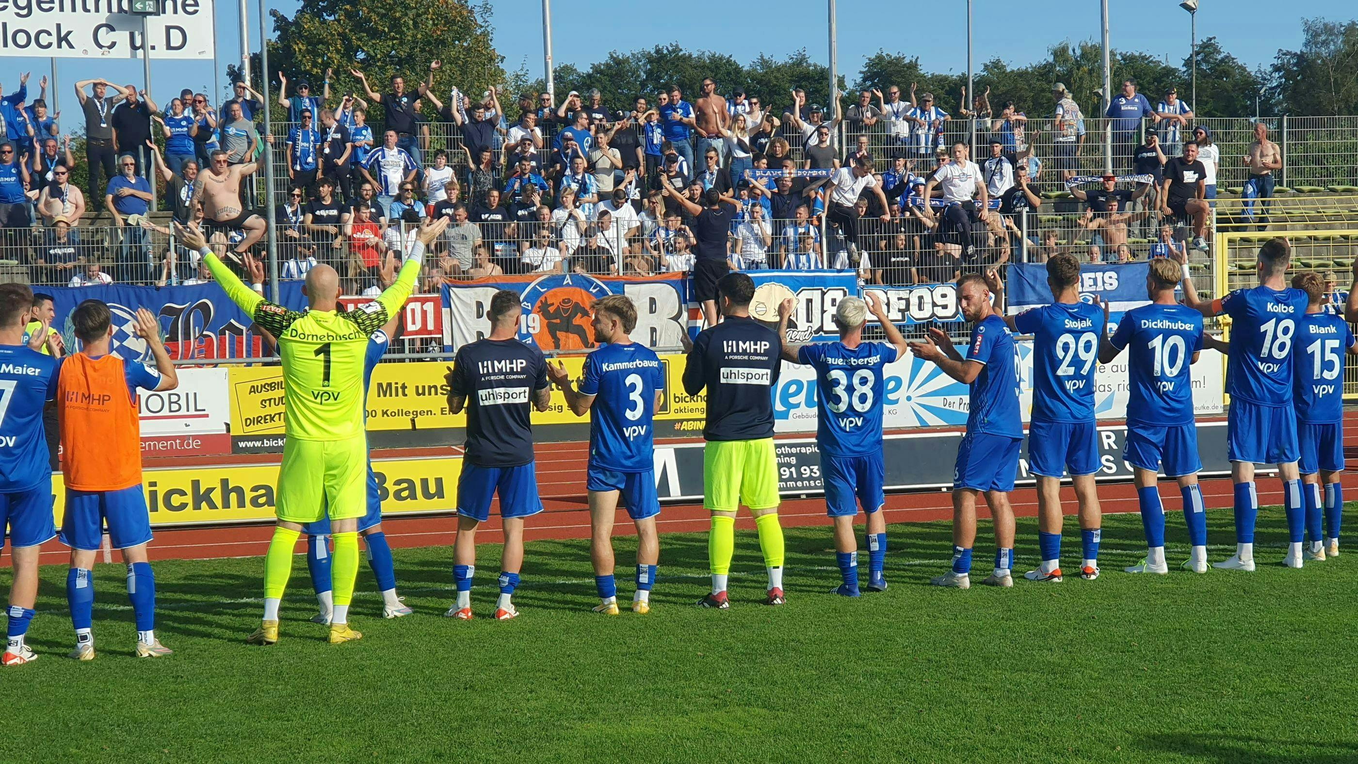 Dank dem 2:0-Erfolg in Fulda übernehmen die Kickers die Tabellenführung